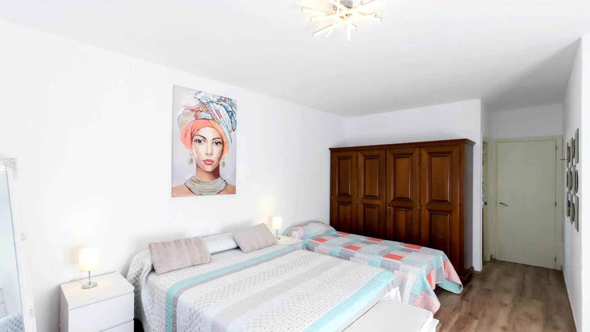 Дом отдыха Villa Niedda Бланес